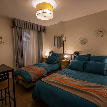 Cosy Coliving Space Near Paris *